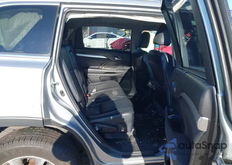 2015 Toyota Highlander Xle V6 from USA, damaged, VIN 5TDJKRFH2FS213960